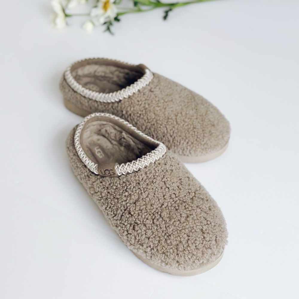 UGG Tazz Maxi Curly Genuine Shearling Slipper Grey